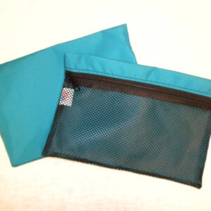 Zippered mesh organizer bag